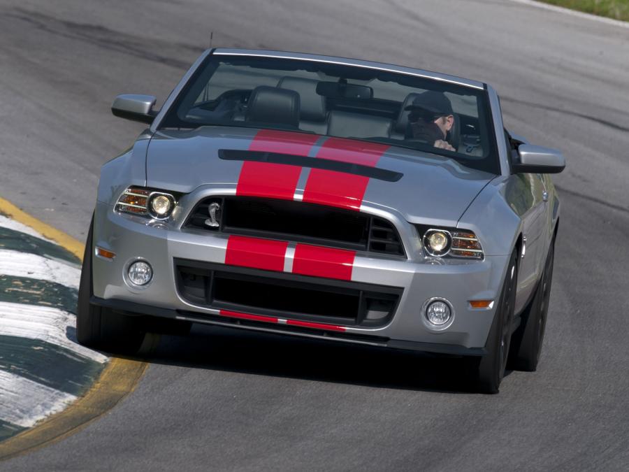  Shelby GT500 SVT Convertible 2012 года  (фото 3 из 8)